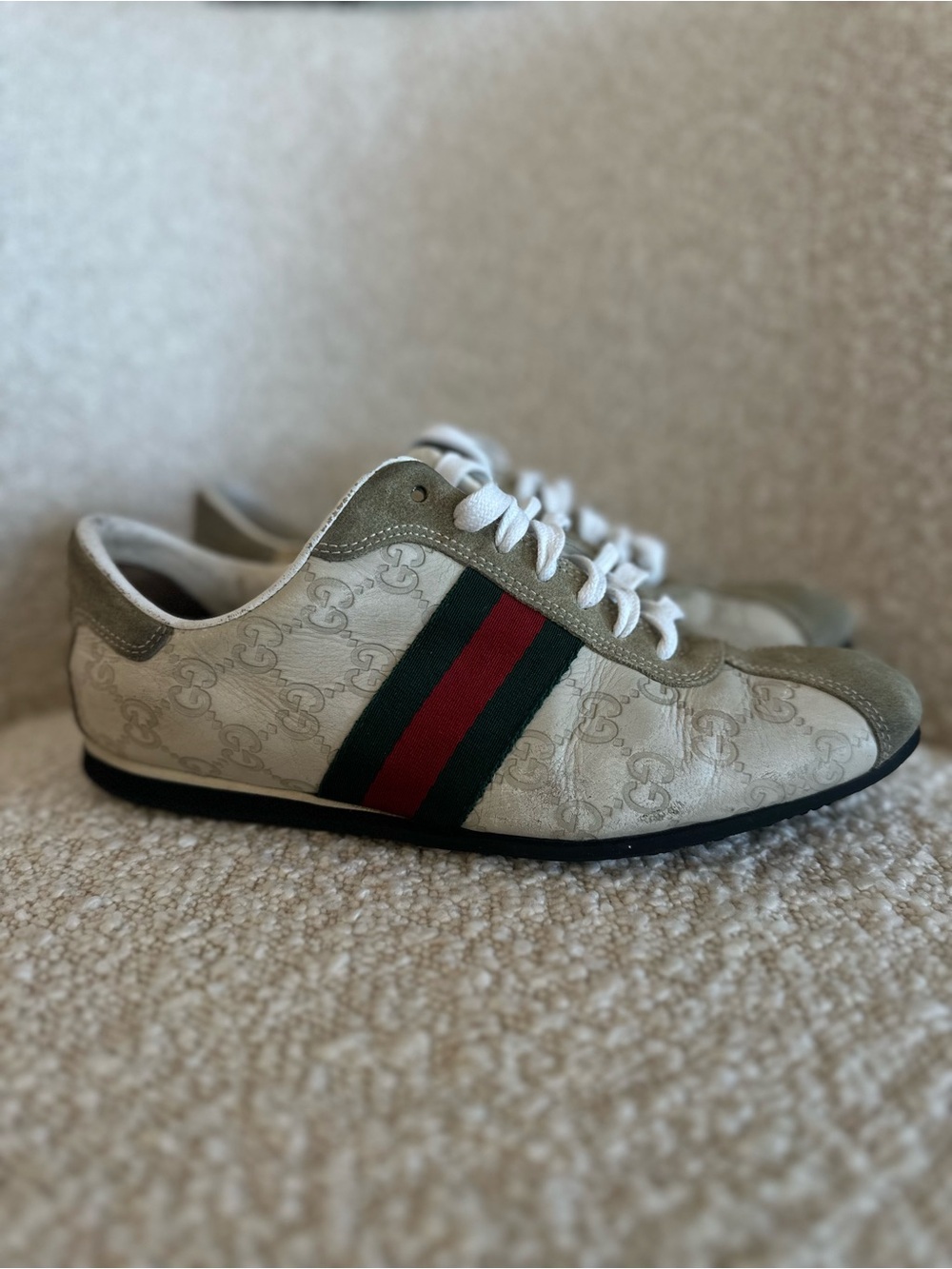 Gucci Men’s Cream GG Monogram Low-Top Sneaker with Green and Red Web